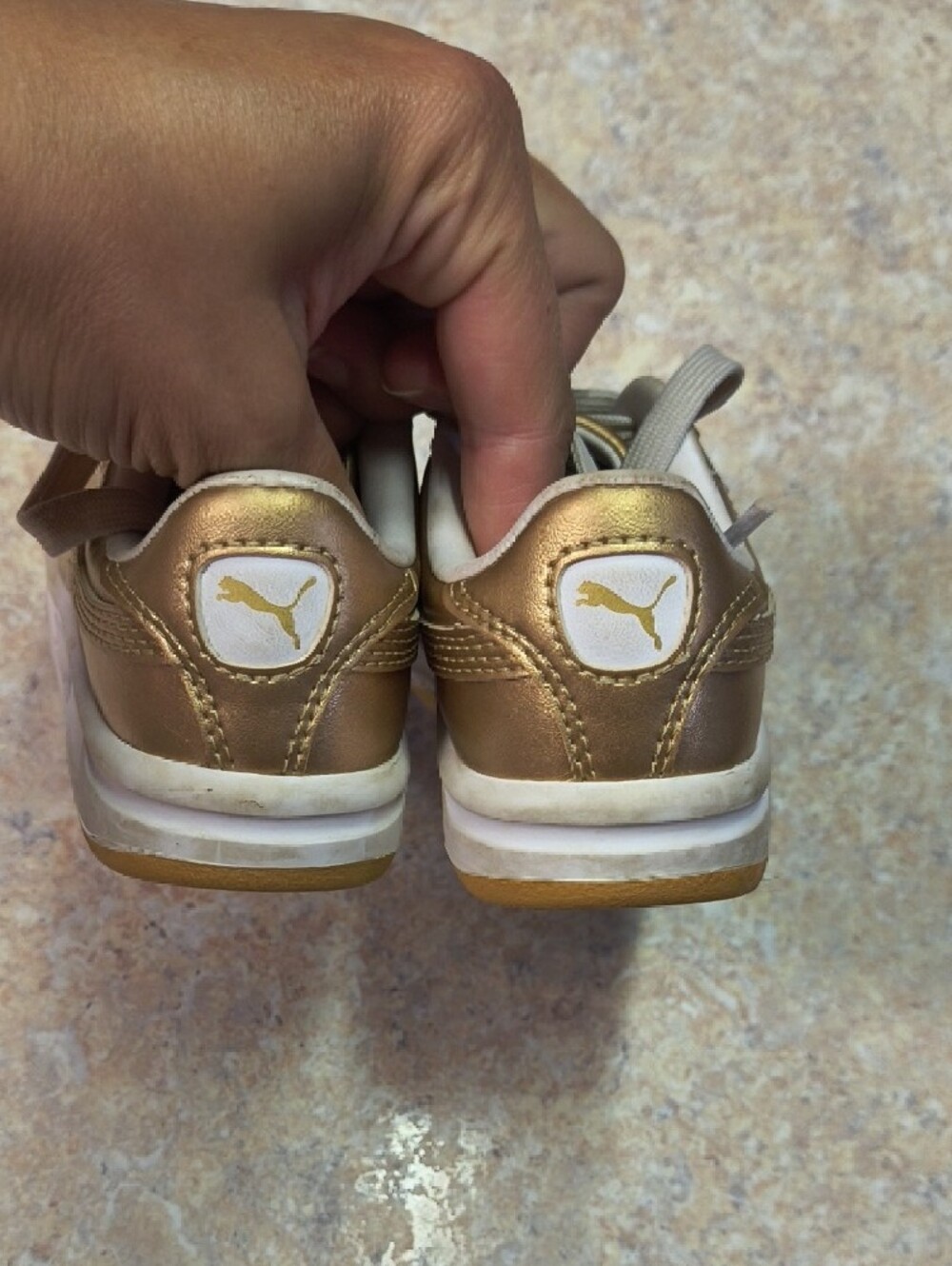 Puma Girls California Metallic Rose Gold Sneakers Size 10 GUC - Picture 3 of 7